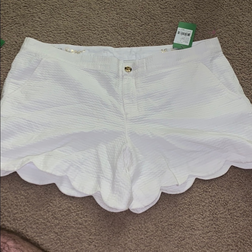 Buttercup short